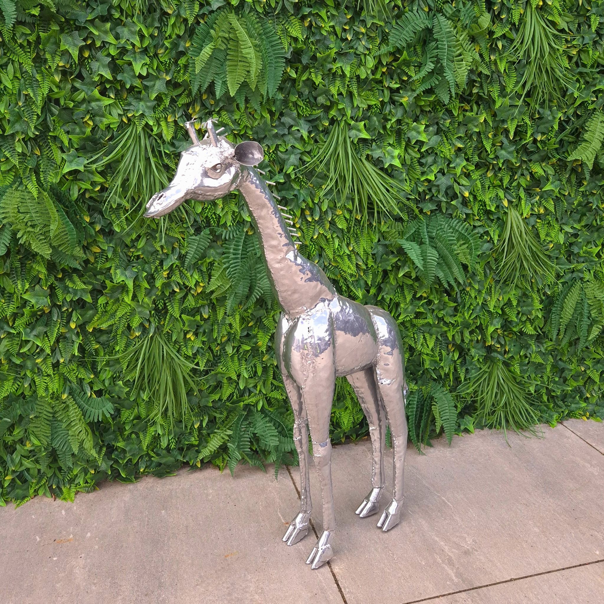 Giraffe Metal Sculpture 3ft Chrome