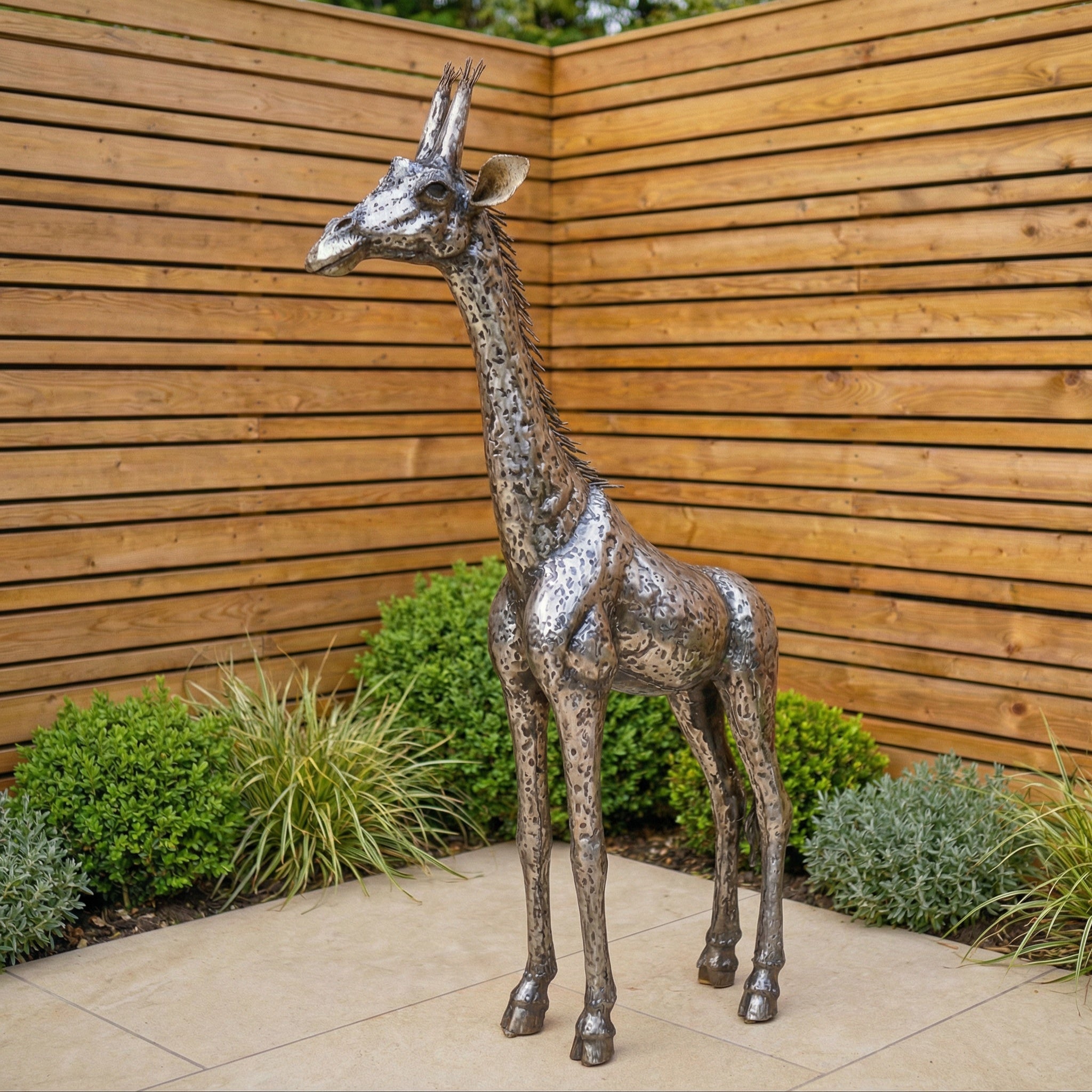 Giraffe Metal Sculpture 4ft