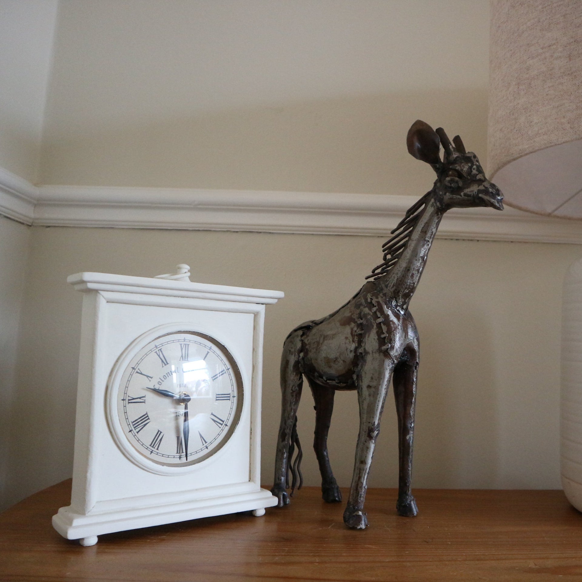 Giraffe Metal Sculpture 1ft