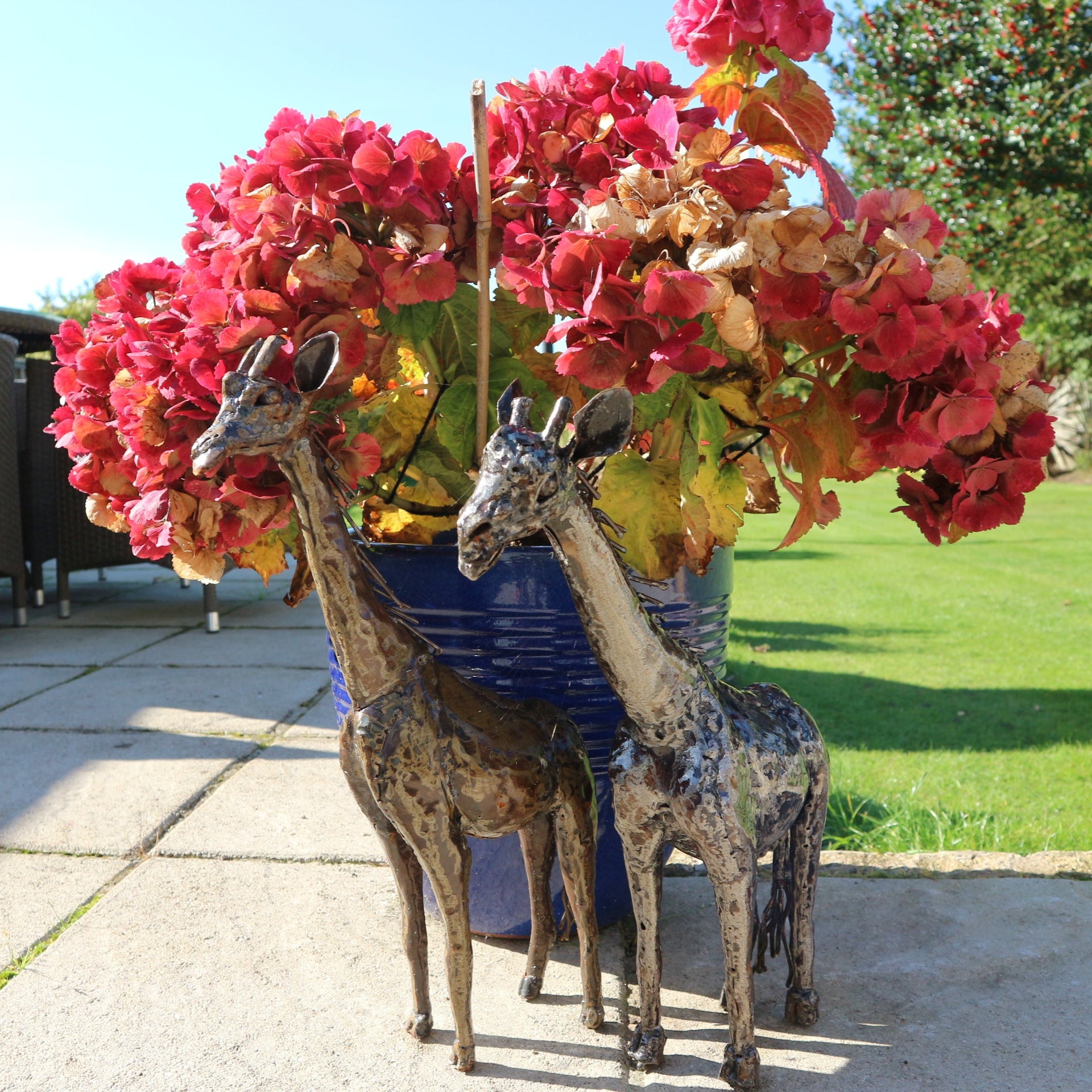 Giraffe Metal Sculpture 1ft