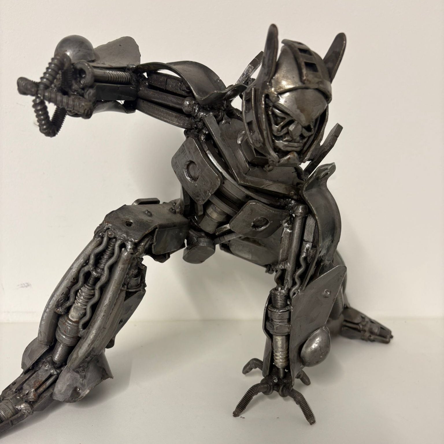 Megatron - Kneeling