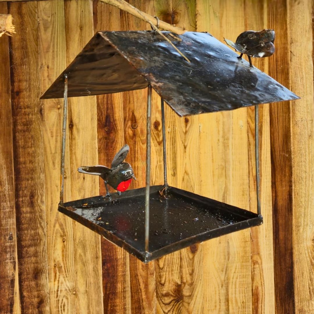 Robin Bird House - Pangea Sculptures