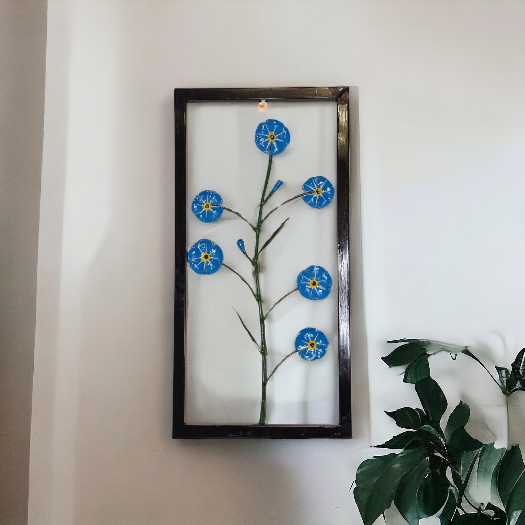 Forget Me Not Frame - Pangea Sculptures