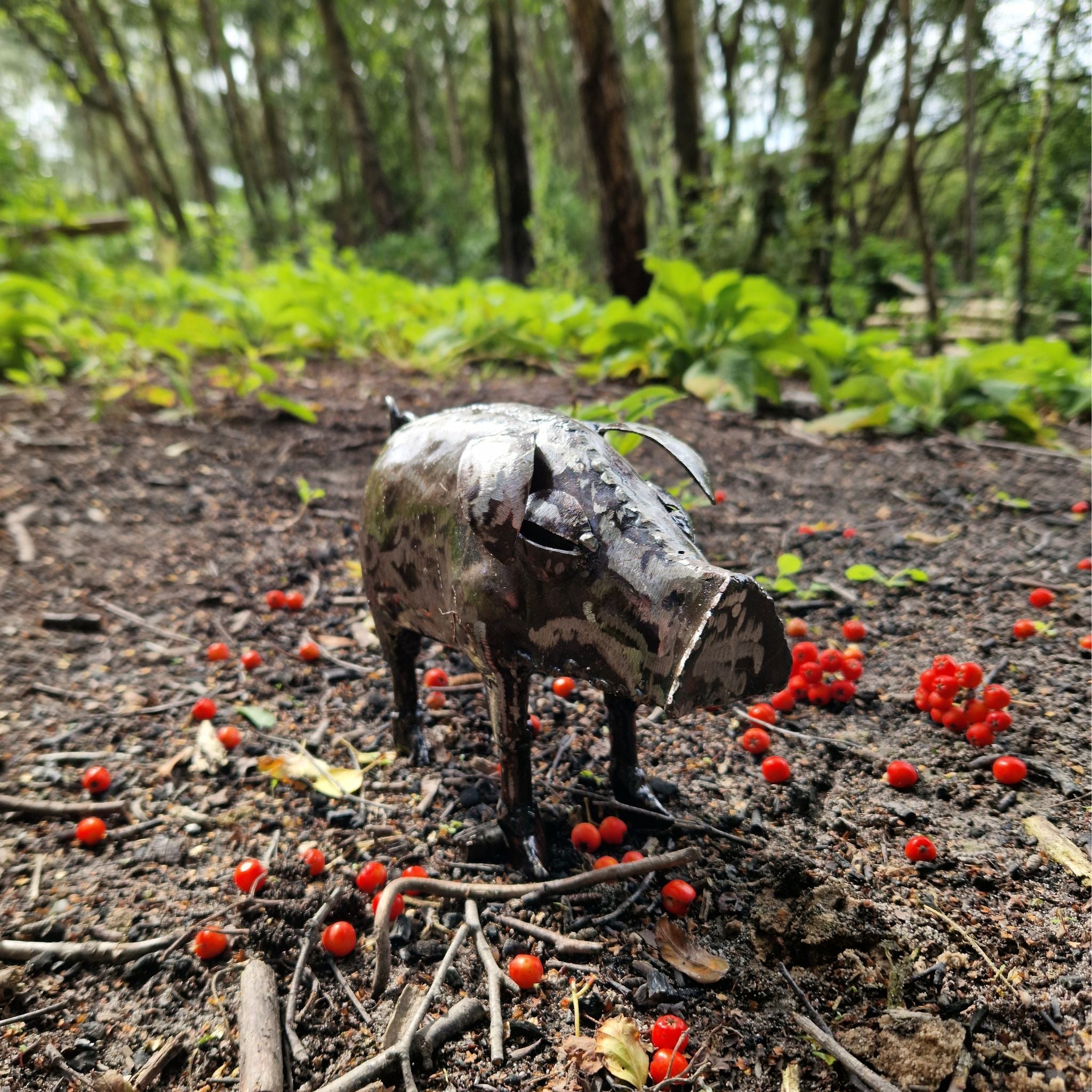 Natural Pig - Pangea Sculptures