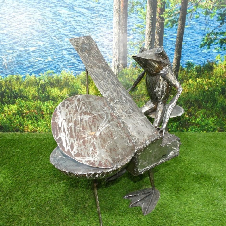 Piano Frog - Pangea Sculptures