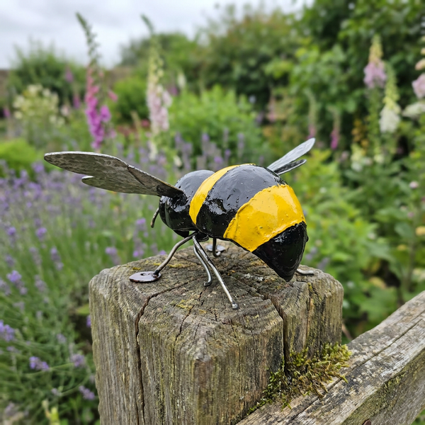 Bumble Bee Sculpture
