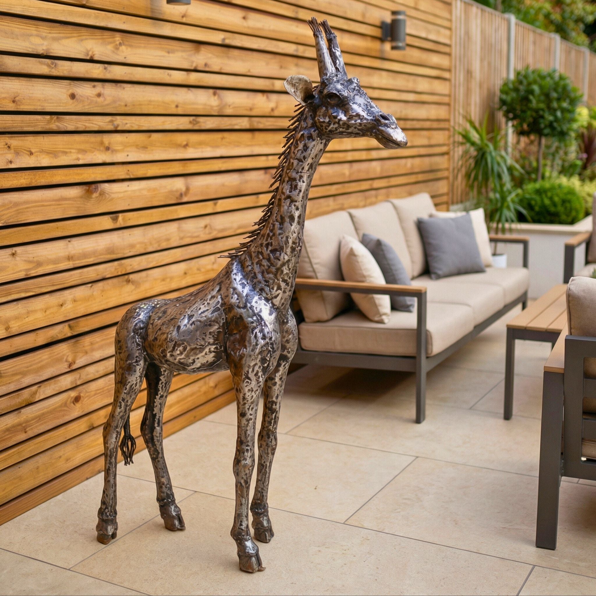 Giraffe Metal Sculpture 4ft