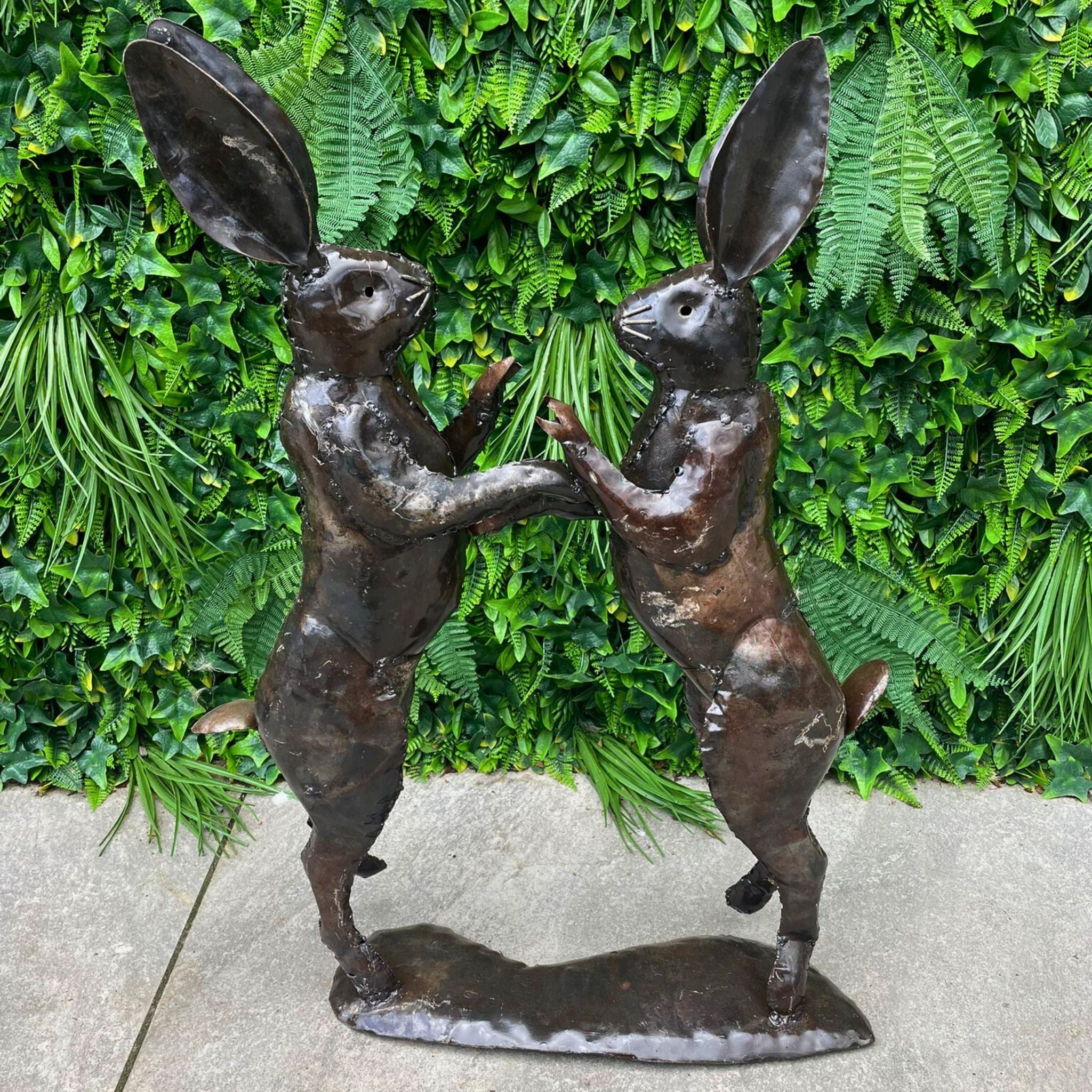 Boxing Hare Metal Sculpture - Pangea Sculptures