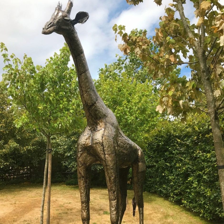 Giraffe Metal Sculpture 11ft - Pangea Sculptures