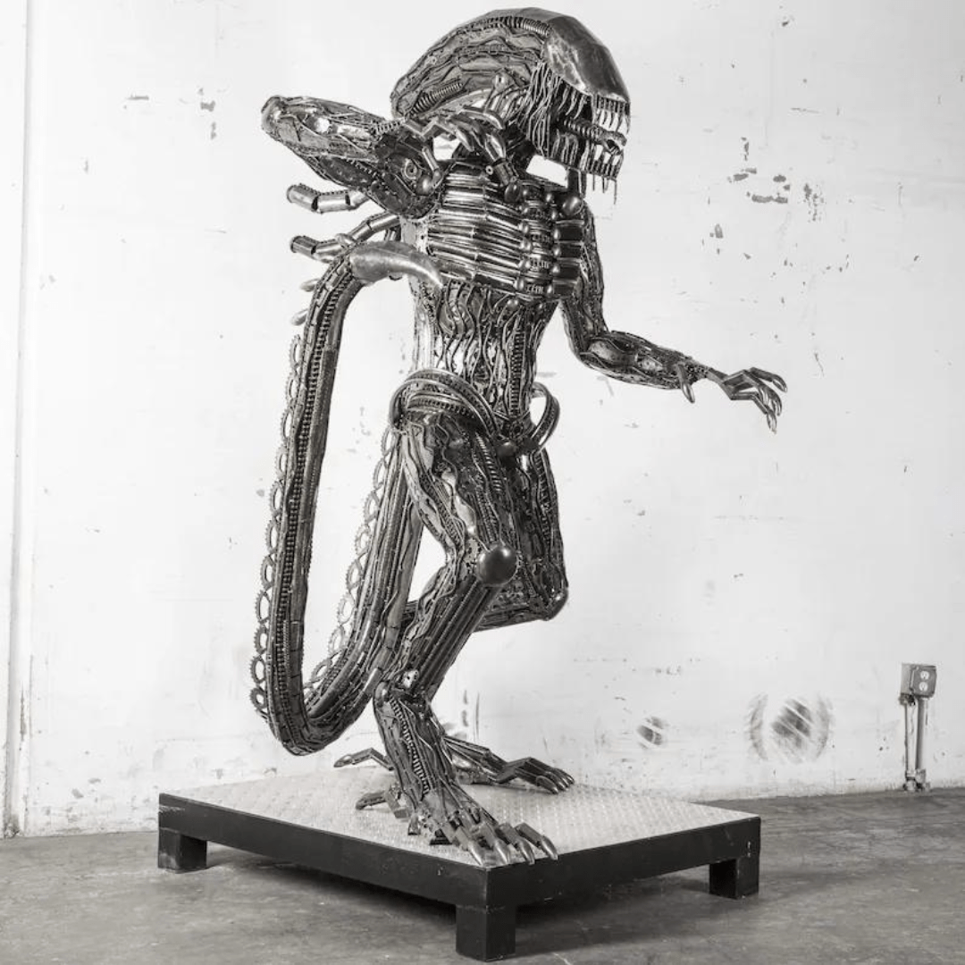 Alien - Life Size - Pangea Sculptures