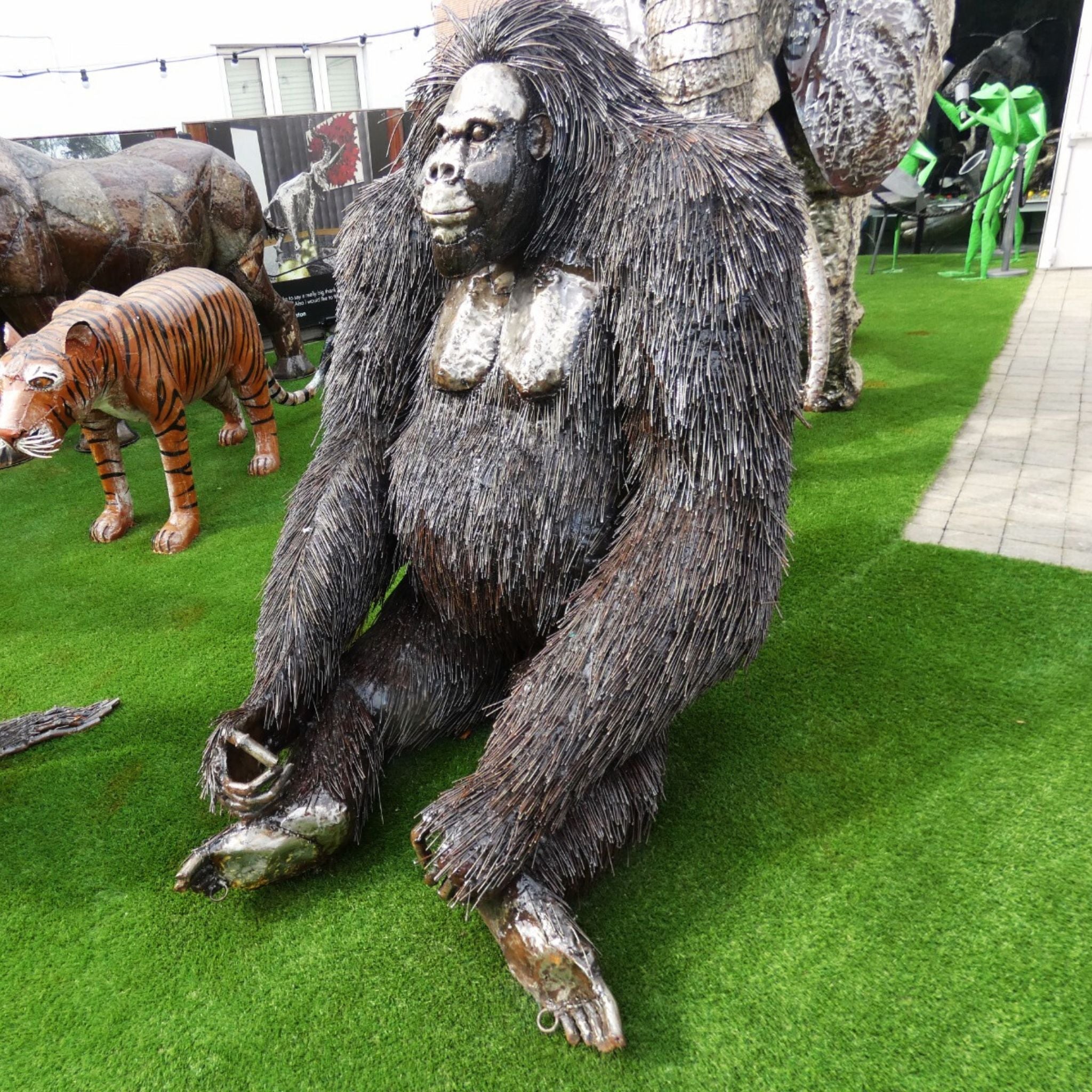Natural Huge Gorilla - Pangea Sculptures